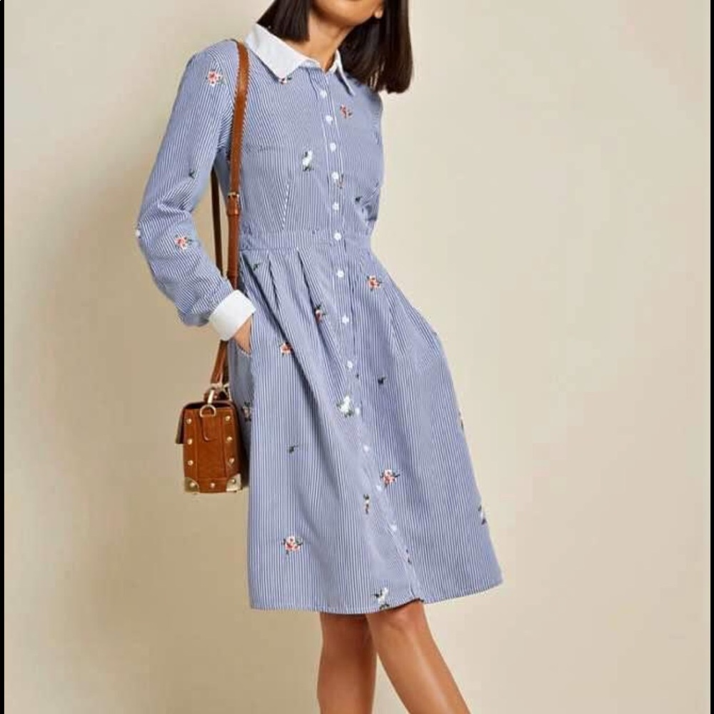 ModCloth T-shirt dress navy blue striped